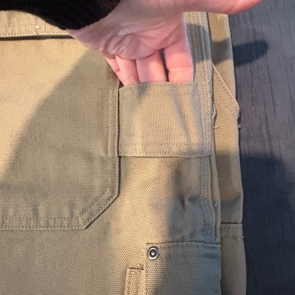 Duluth Trading Co Men's Khaki Cargo Pants - Picture 8 of 12